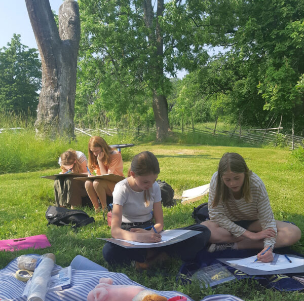 Höstlovskurs i teckning och måleri för barn och ungdomar ca 10-16 år på Säters bibliotek - Bild 6